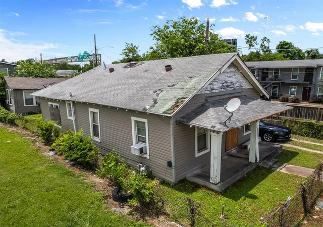 1st image of 2007 Massie St, Houston, TX 77026 | MLS# 3201182