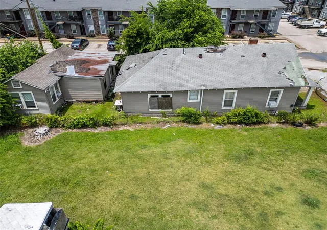 3rd image of 2007 Massie St, Houston, TX 77026 | MLS# 3201182