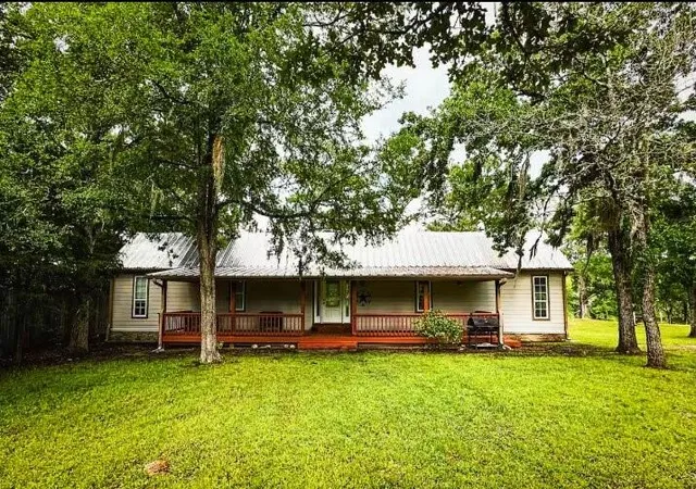 Homes for sale in Huntsville, TX | 38 Martha Ln, Huntsville, TX 77320 | MLS# 92839387