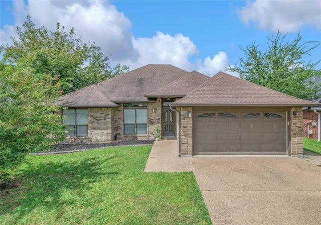1st image of 2810 Rayado Ct N, College Station, TX 77845 | MLS# 86141491