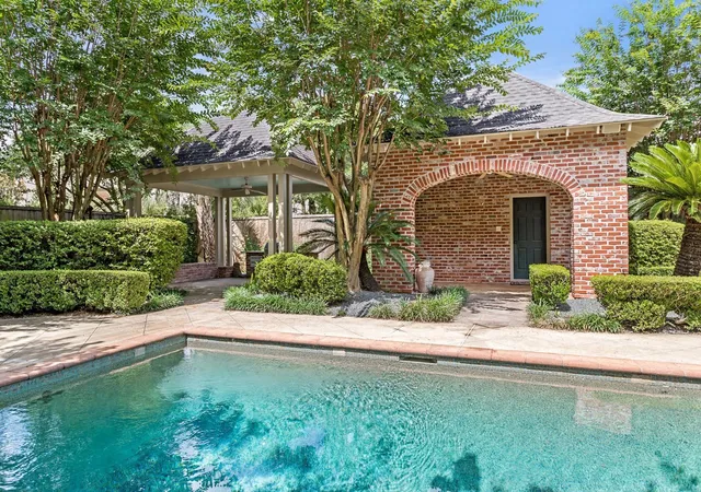 2nd image of 5035 Oakmont Dr, Beaumont, TX 77706 | MLS# 26755921