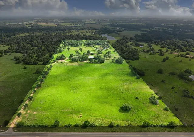 Photo 3 of Sale Pending at 11182 Fm 1094 Rd, Sealy, TX 77474 | MLS# 22505415 | Listing updated on 2026-09-18
