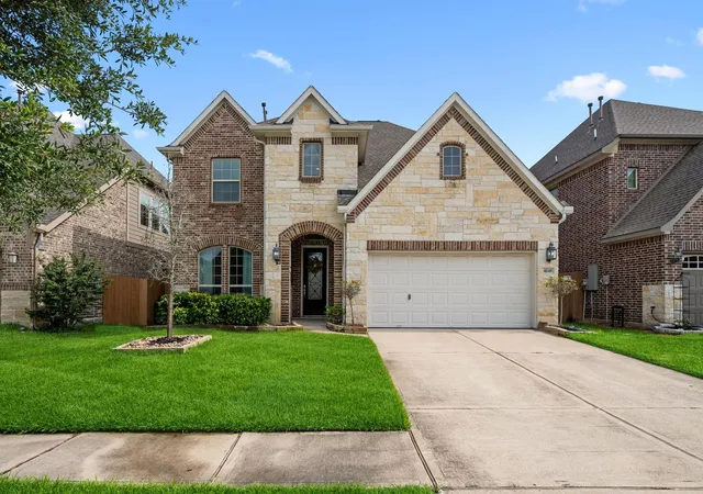 Photo 2 of Single family home for sale at 4245 Palmer Hl Dr, Spring, TX 77386 | MLS# 11520367 | Listing updated on 2026-09-13