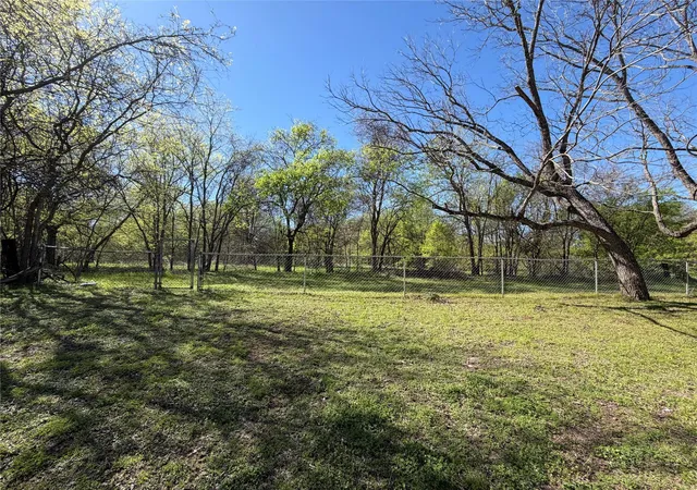 Homes for sale in Mexia, TX | 525 Lcr 405, Mexia, TX 76667 | MLS# 74851330