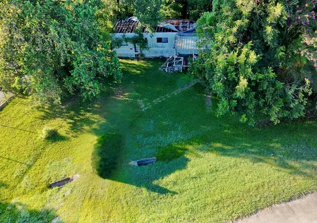 1st image of 0 Midline, Crosby, TX 77532 | MLS# 89526904