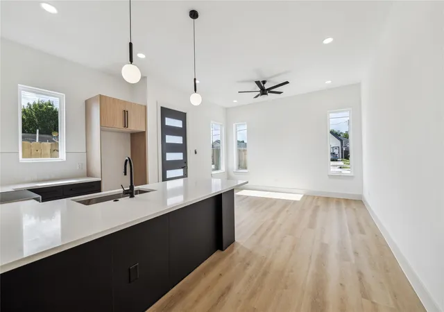 2nd image of 4413 & 4415 Buck St, Houston, TX 77020