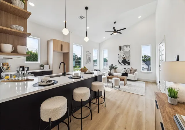 3rd image of 4413 & 4415 Buck St, Houston, TX 77020