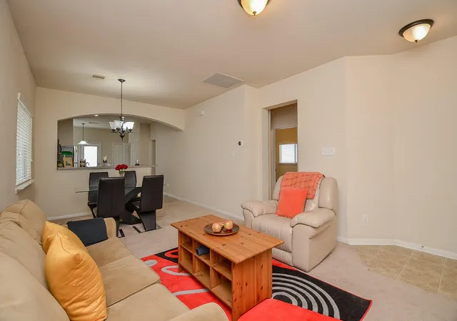 Photo 2 of Sale Pending at 1706 Claremont Garden Cir, Houston, TX 77047 | MLS# 93503887 | Listing updated on 2026-09-01