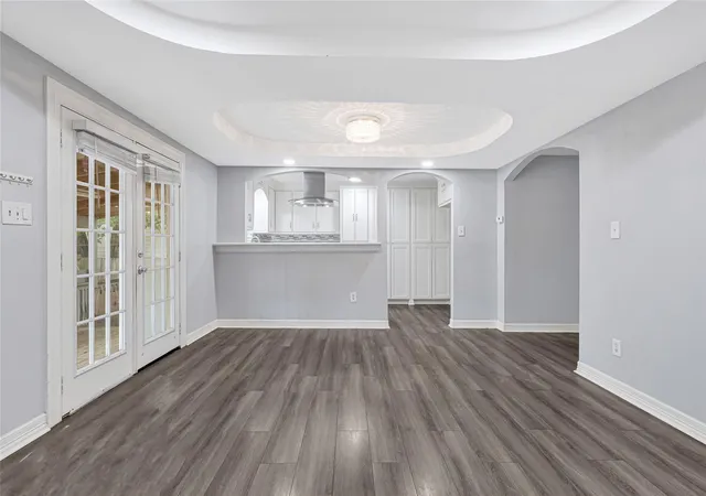 2nd image of 4602 Nichols St, Houston, TX 77020 | MLS# 49739759