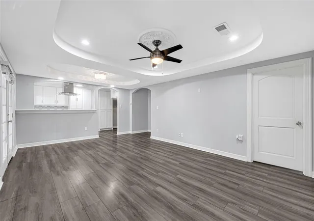 4th image of 4602 Nichols St, Houston, TX 77020 | MLS# 49739759