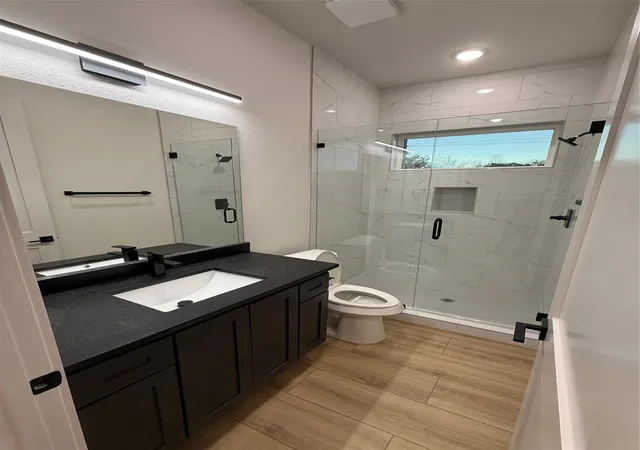 4th image of 6018 Becky Ln, Pearland, TX 77584 | MLS# 52195895