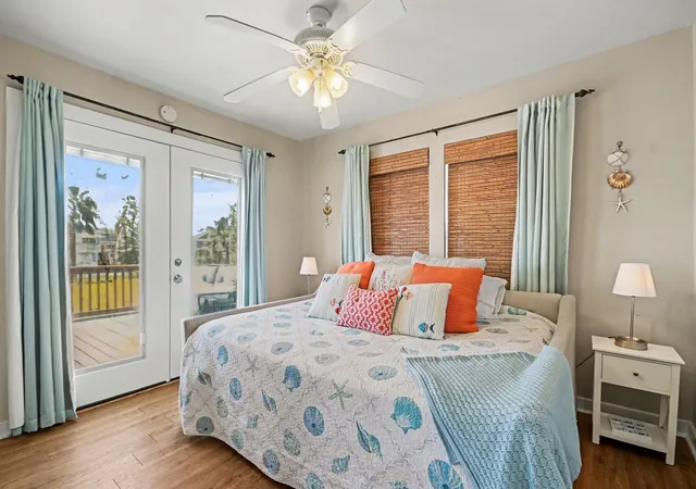 Photo 4 of Single family home for sale at 4417 Pelican Rd, Galveston, TX 77554 | MLS# 82687662 | Listing updated on 2026-09-20