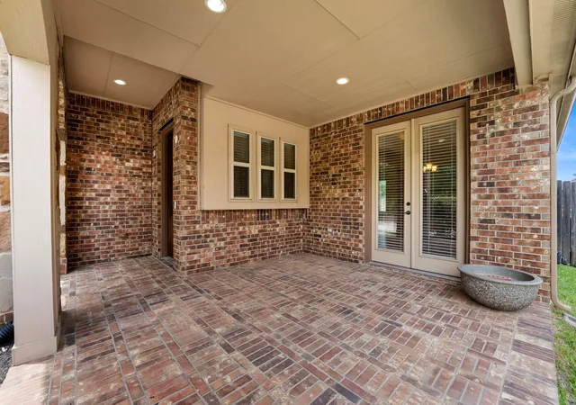 Photo 3 of Single family home for sale at 51 Chestnut Meadow Dr, Conroe, TX 77384 | MLS# 42435851 | Listing updated on 2026-10-03