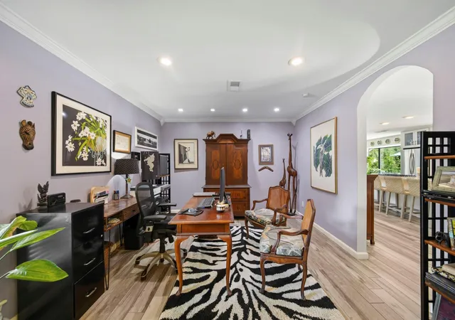 Photo 4 of Single family home for sale at 8835 Eldora Dr, Houston, TX 77080 | MLS# 38021018 | Listing updated on 2026-09-19