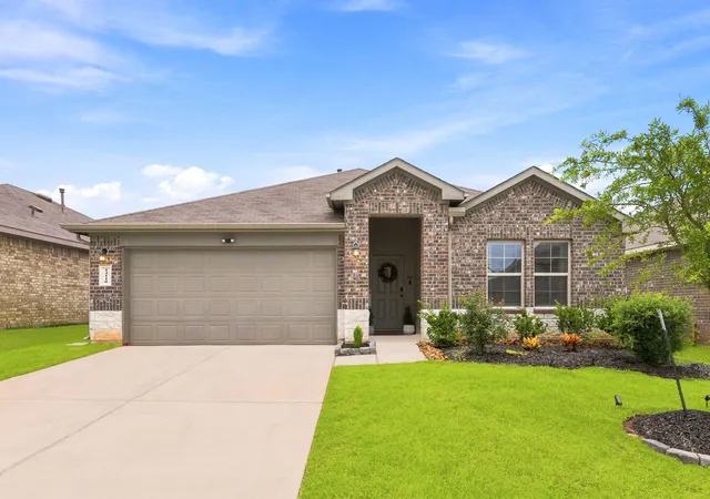 Photo 2 of Single family home for sale at 14110 Redwood Forest Trl, Conroe, TX 77384 | MLS# 16599206 | Listing updated on 2026-08-26
