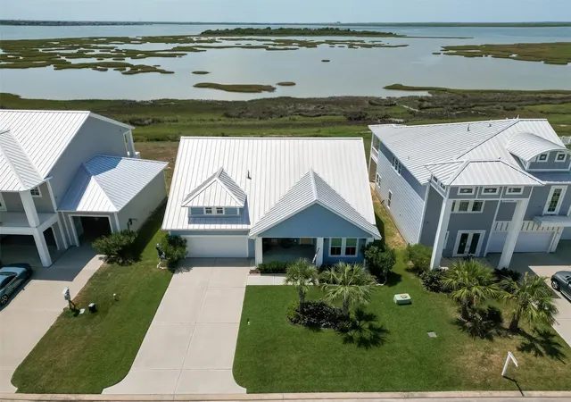 Photo 3 of Single family home for sale at 5208 Allen Cay Dr, Texas City, TX 77590 | MLS# 480133 | Listing updated on 2026-08-27