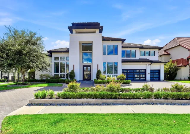 Photo 2 of Sale Pending at 11509 Lago Bella Dr, Richmond, TX 77406 | MLS# 19470175 | Listing updated on 2026-09-12