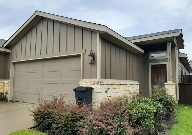 1st image of 9756 9760 Grosbeak Ln, Magnolia, TX 77354 | MLS# 78552940