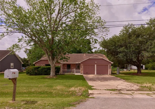 Homes for sale in Alvin, TX | 3979 County Road 962b, Alvin, TX 77511 | MLS# 24901132