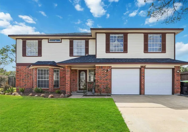 Photo 6 of Sale Pending at 1207 Hollowood Ln, Missouri City, TX 77489 | MLS# 96936814 | Listing updated on 2026-09-05