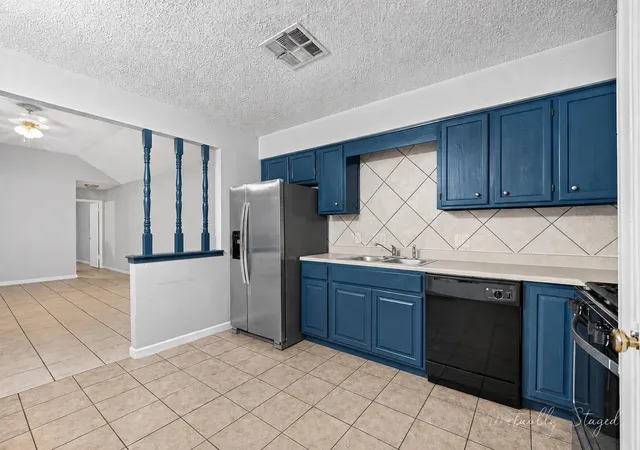 Photo 3 of Single family home for sale at 1512 Ammons St, South Houston, TX 77587 | MLS# 29778395 | Listing updated on 2026-08-29