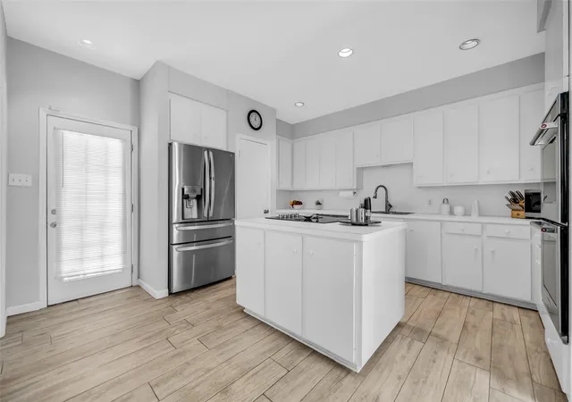 Photo 4 of Single family home for sale at 11407 Long Pine Dr, Houston, TX 77077 | MLS# 46119936 | Listing updated on 2026-09-13