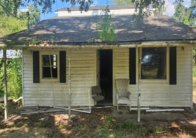 1st image of 5810 County Road 924, Sweeny, TX 77480 | MLS# 48456493