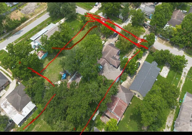 Listing Photo 4 - Condo for sale in building located at 2014 Priest Dr, Houston, TX 77093
