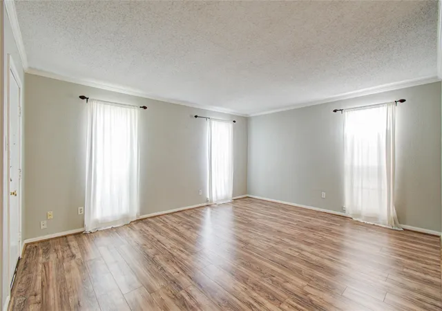 Photo 3 of Condo for sale at 6410 Del Monte Dr #118, Houston, TX 77057 | MLS# 12122986 | Listing updated on 2026-09-28
