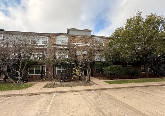 1st image of 1725 Harvey Mitchell Pkwy S #1430, College Station, TX 77840 | MLS# 91266807
