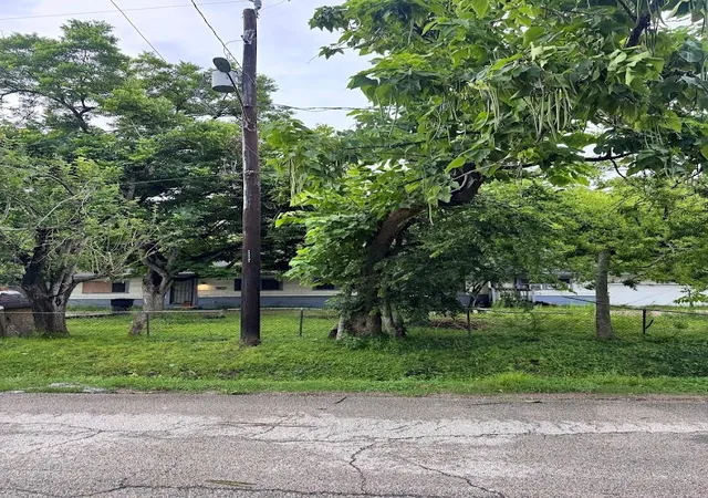 Photo 1 of Land for sale at 740 Millville Dr, Houston, TX 77091 | MLS# 81124563 | Listing updated on 2026-08-23
