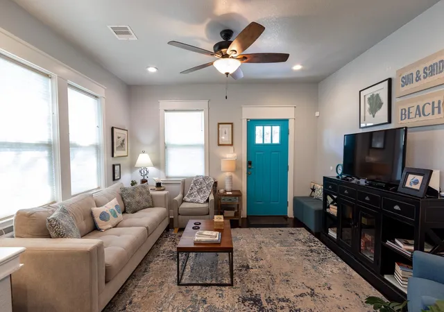 Photo 3 of Single family home for sale at 4522 Avenue P, Galveston, TX 77551 | MLS# 96669888 | Listing updated on 2026-08-28