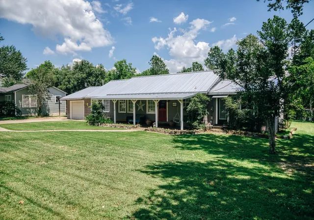 Homes for sale in Bellville, TX | 601 S Masonic St, Bellville, TX 77418 | MLS# 63412575