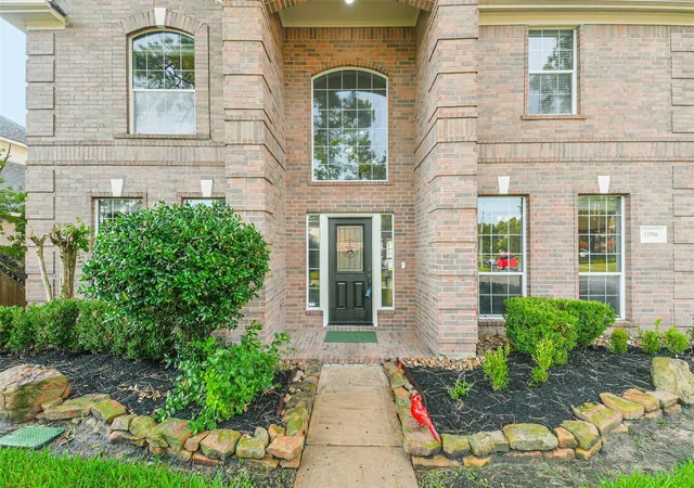 Photo 2 of Single family home for sale at 11906 Sandler Bnd, Cypress, TX 77429 | MLS# 50557603 | Listing updated on 2026-09-13