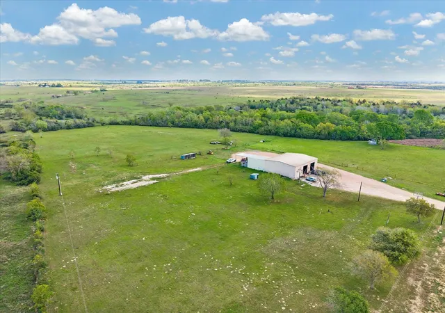 Homes for sale in Alleyton, TX | 1021 Star Ln, Alleyton, TX 78933 | MLS# 7743701