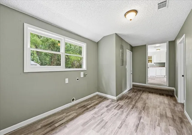 20th image of 985 Hwy 12 E, Orange, TX 77632 | MLS# 5807982