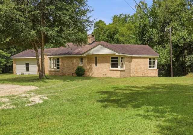 2nd image of 985 Hwy 12 E, Orange, TX 77632 | MLS# 5807982