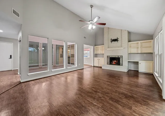 Photo 3 of Single family home for sale at 5123 Crystal Bay Dr, Houston, TX 77084 | MLS# 95130507 | Listing updated on 2026-09-15