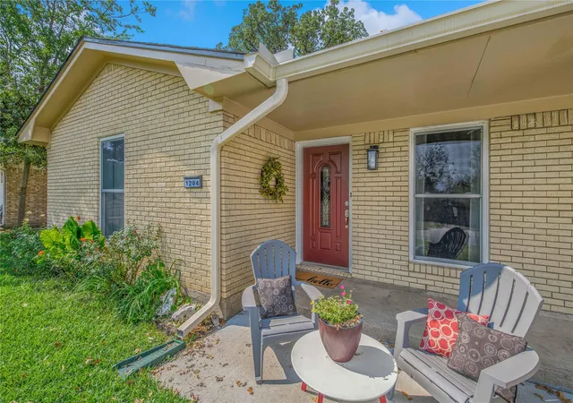 Photo 2 of Single family home for sale at 1204 Berkeley St, College Station, TX 77840 | MLS# 87023790 | Listing updated on 2026-09-06