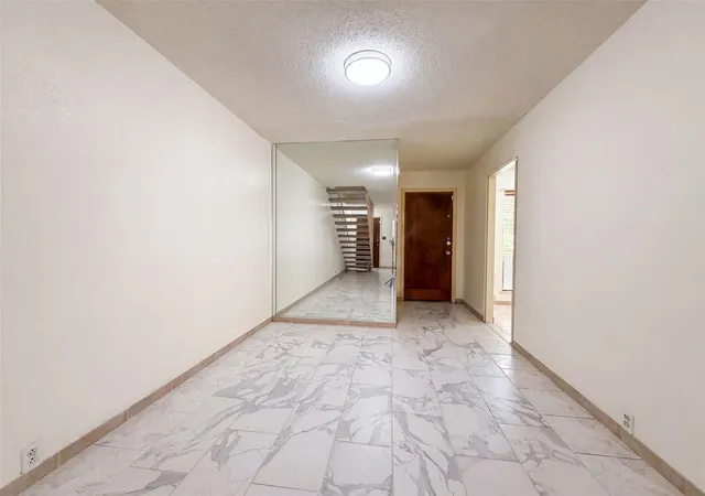 5th image of 2503 Mccue Rd, Houston, TX 77056