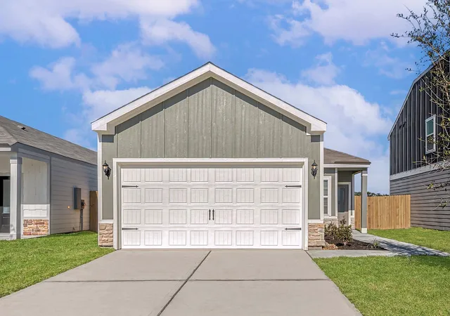 Photo 1 of Single family home for sale at 8316 Sunberry Shadow Dr, Houston, TX 77016 | MLS# 15045401 | Listing updated on 2026-09-09