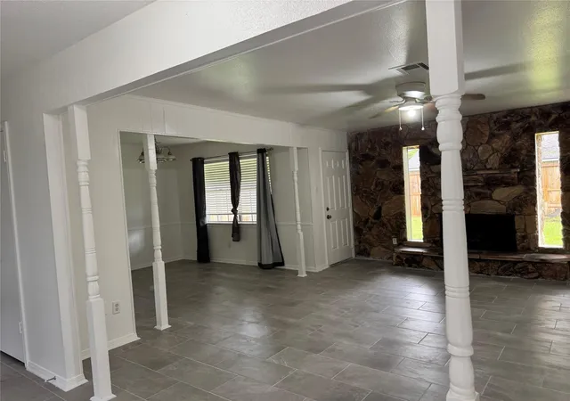 Photo 3 of Single family home for sale at 10415 Sageburrow Dr, Houston, TX 77089 | MLS# 79885305 | Listing updated on 2026-09-04