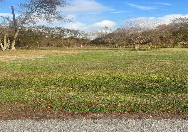 Photo 2 of Land for sale at 1203 Castledale Dr, Houston, TX 77037 | MLS# 7135187 | Listing updated on 2026-06-16