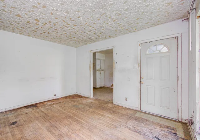 Photo 4 of Sale Pending at 4110 Howcher St, Houston, TX 77047 | MLS# 28647314 | Listing updated on 2026-09-06