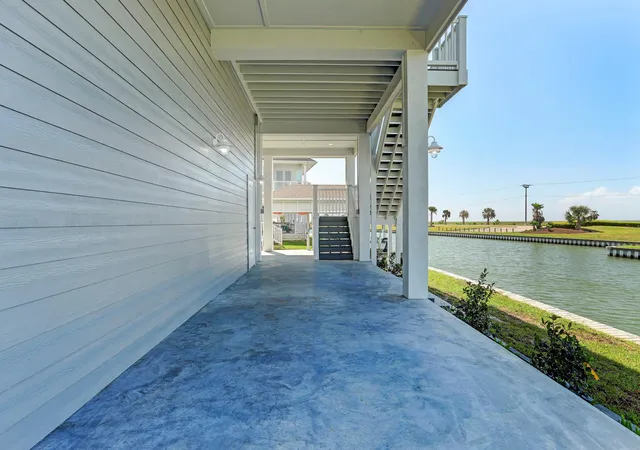 50th image of 20 Largo, Hitchcock, TX 77563 | MLS# 95922701