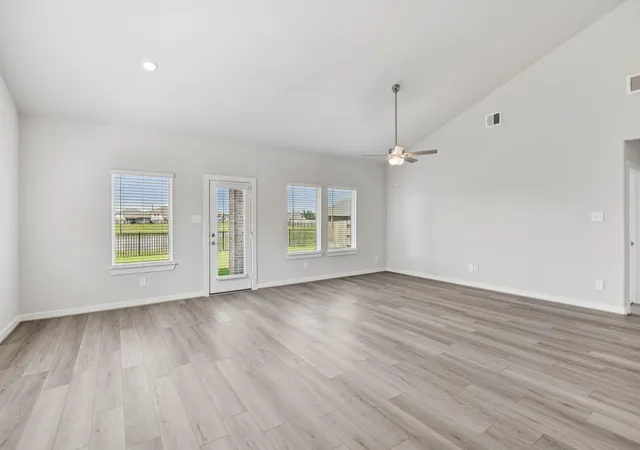 Photo 2 of Single family home for sale at 17817 Stone Ter Ln, Montgomery, TX 77316 | MLS# 64390357 | Listing updated on 2026-09-14