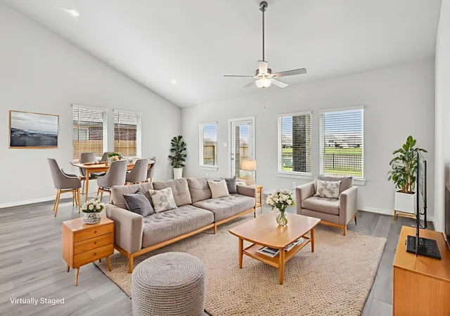 Photo 4 of Single family home for sale at 17817 Stone Ter Ln, Montgomery, TX 77316 | MLS# 64390357 | Listing updated on 2026-09-14