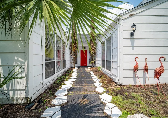 4th image of 10730 Braes Bayou Dr, Houston, TX 77071 | MLS# 87153815