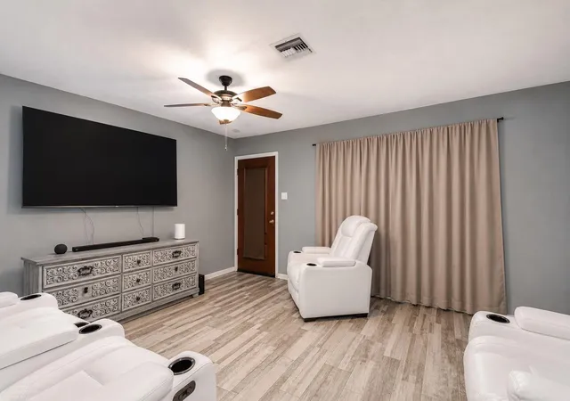 Photo 3 of Single family home for sale at 1212 Fresa Rd, Pasadena, TX 77502 | MLS# 71528871 | Listing updated on 2026-09-14