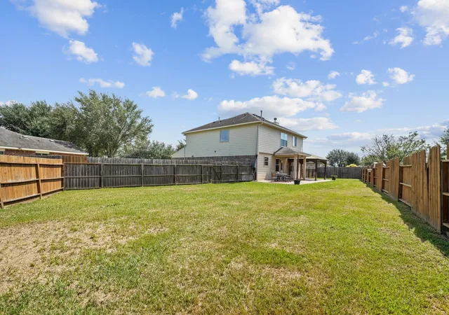 24th image of 7408 Newport Ln, Pearland, TX 77584 | MLS# 48848432